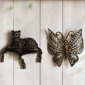 AVON Butterfly & Cat On Pillow Pin/Brooch 2” Gold & Silver Tone Rhinestone